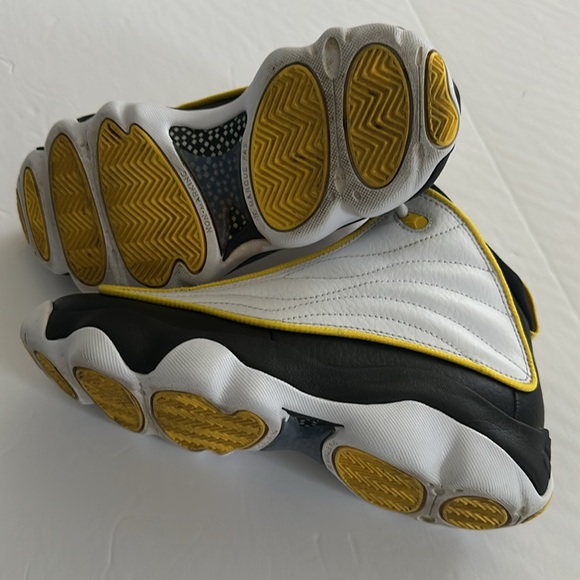 NIKE - AIR JORDAN || Pro Strong GS Tour Kids Sneakers. Sz. 5Y - Picture 15 of 17